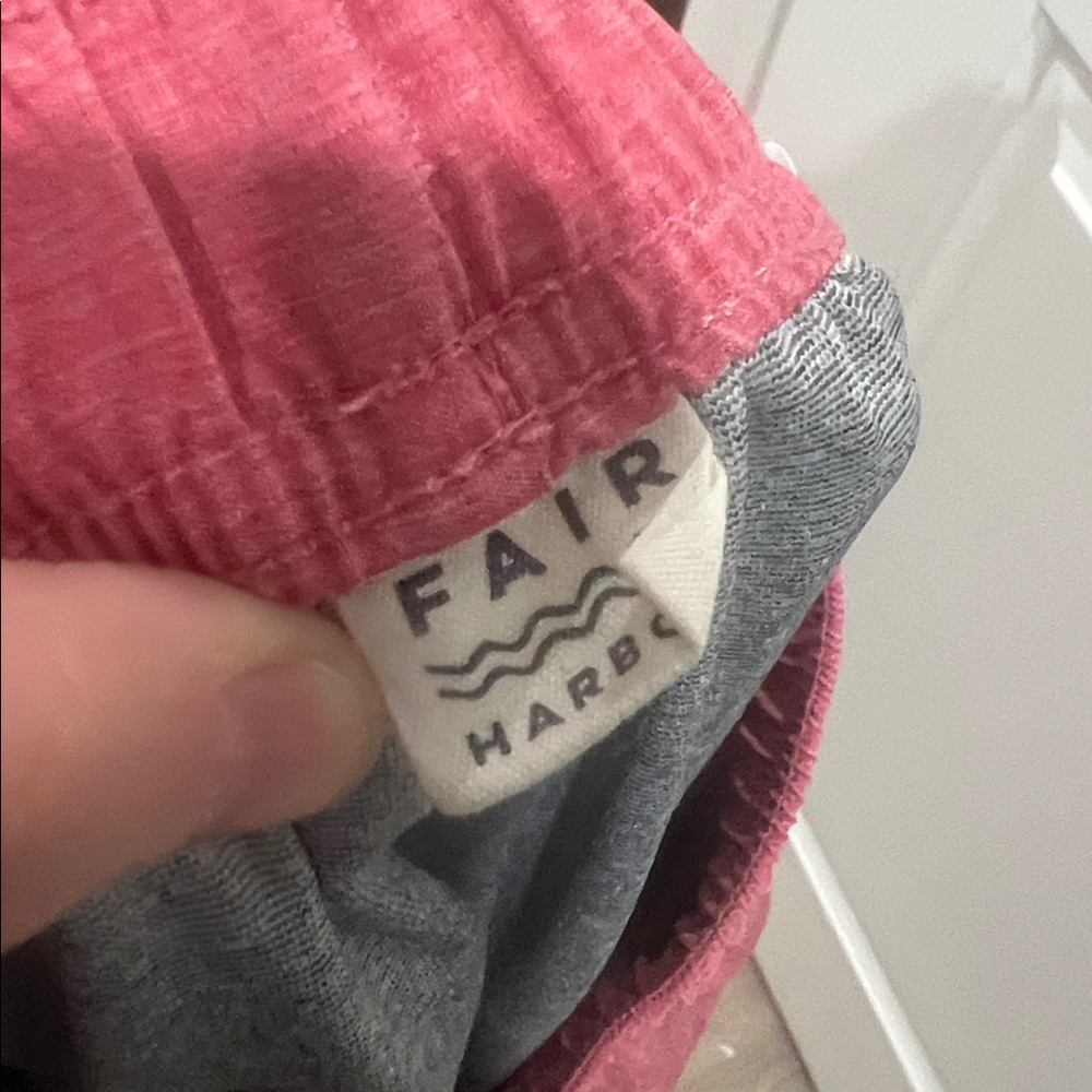 Fair Harbor Pink Drawstring Lined Shorts/ Swim Trunks - Picture 6 of 8